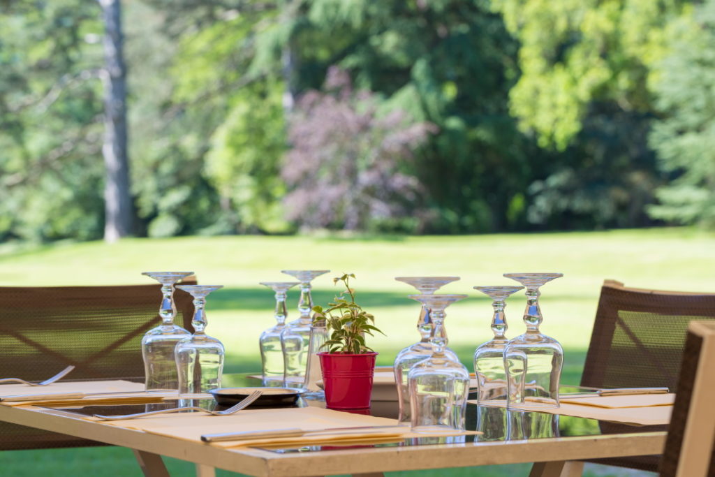 A 30 minutes de Paris, le restaurant du golf des Yvelines vous accueille entre parcours de golf et forêt de Rambouillet
